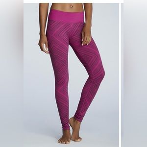 Fabletics Salar Printed PowerHold Leggings Mulberry Taos Print